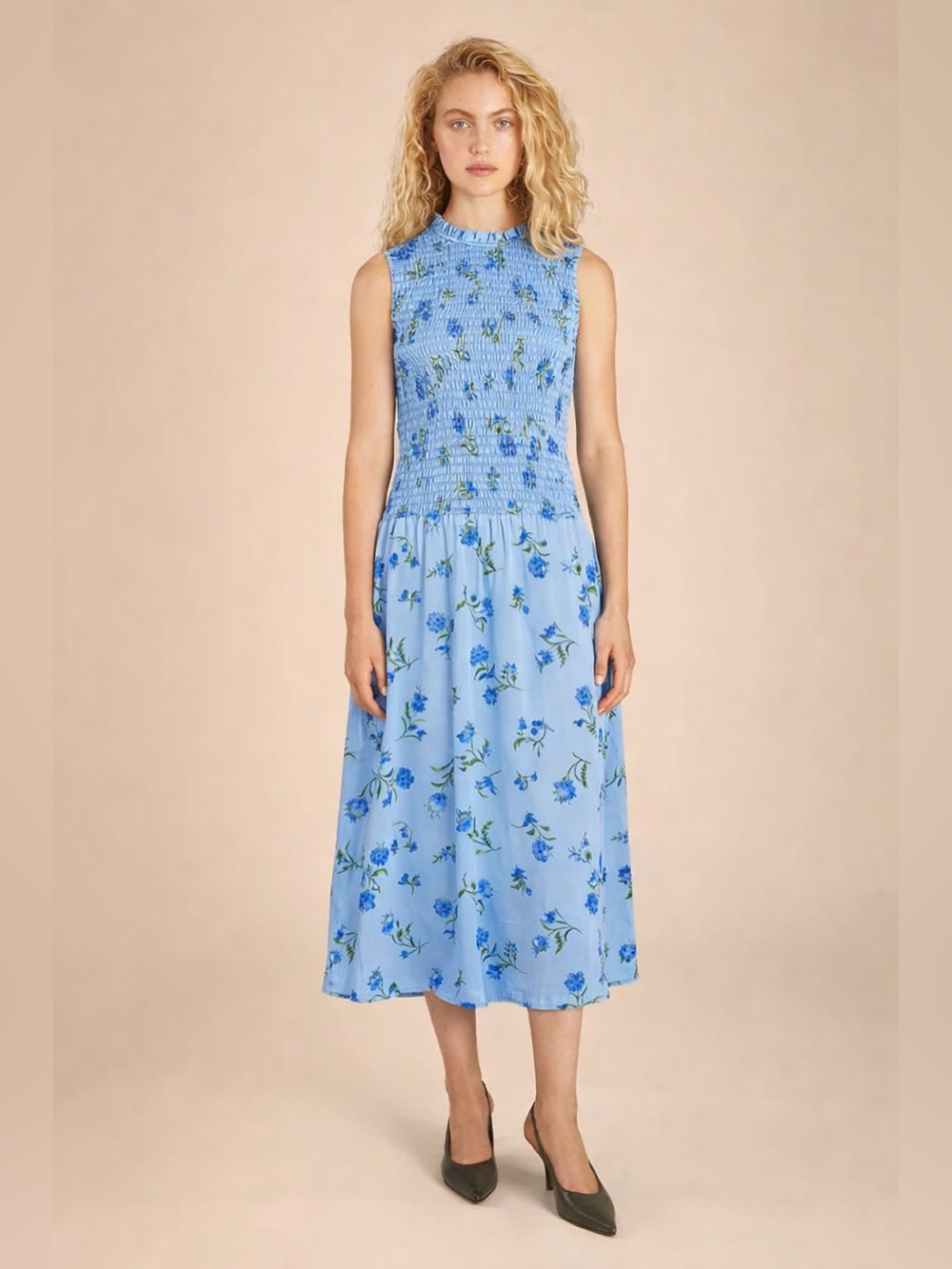 Rose Room Light Blue Floral Print Smocked Signature Midi Dress XS